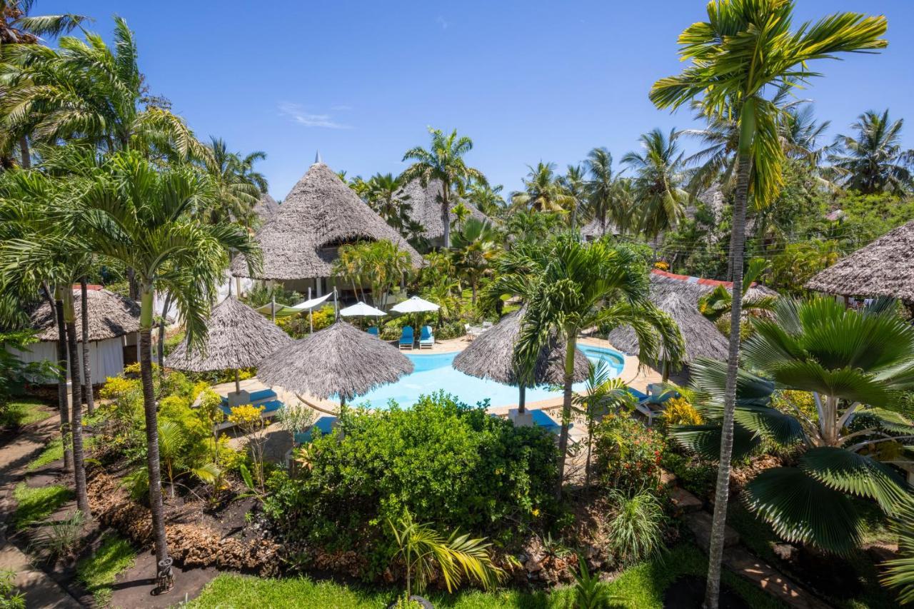 Aestus Villas Resort Diani Beach Exterior photo