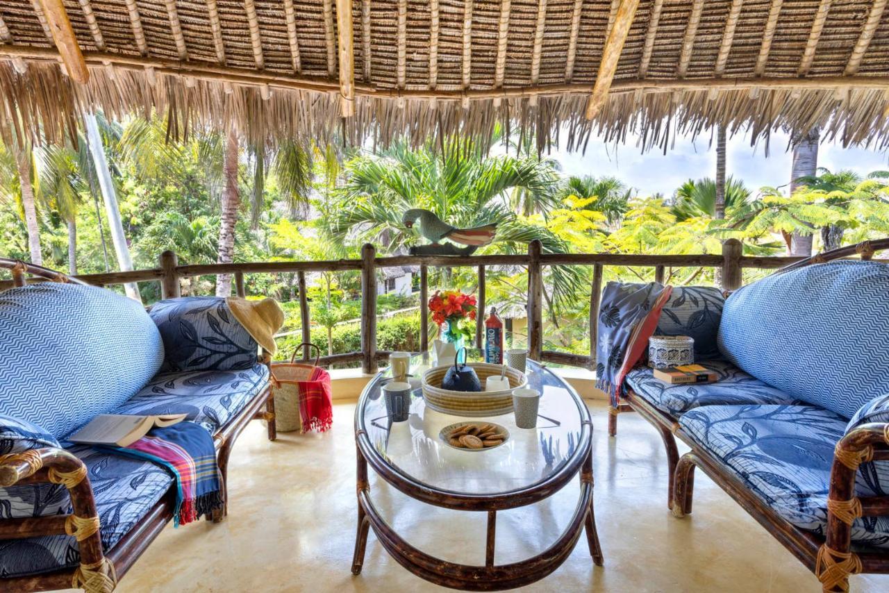 Aestus Villas Resort Diani Beach Exterior photo