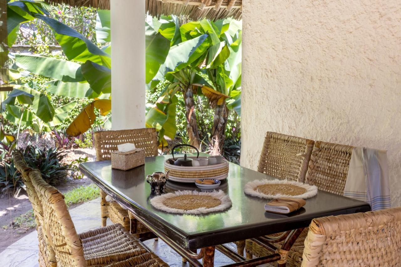 Aestus Villas Resort Diani Beach Exterior photo
