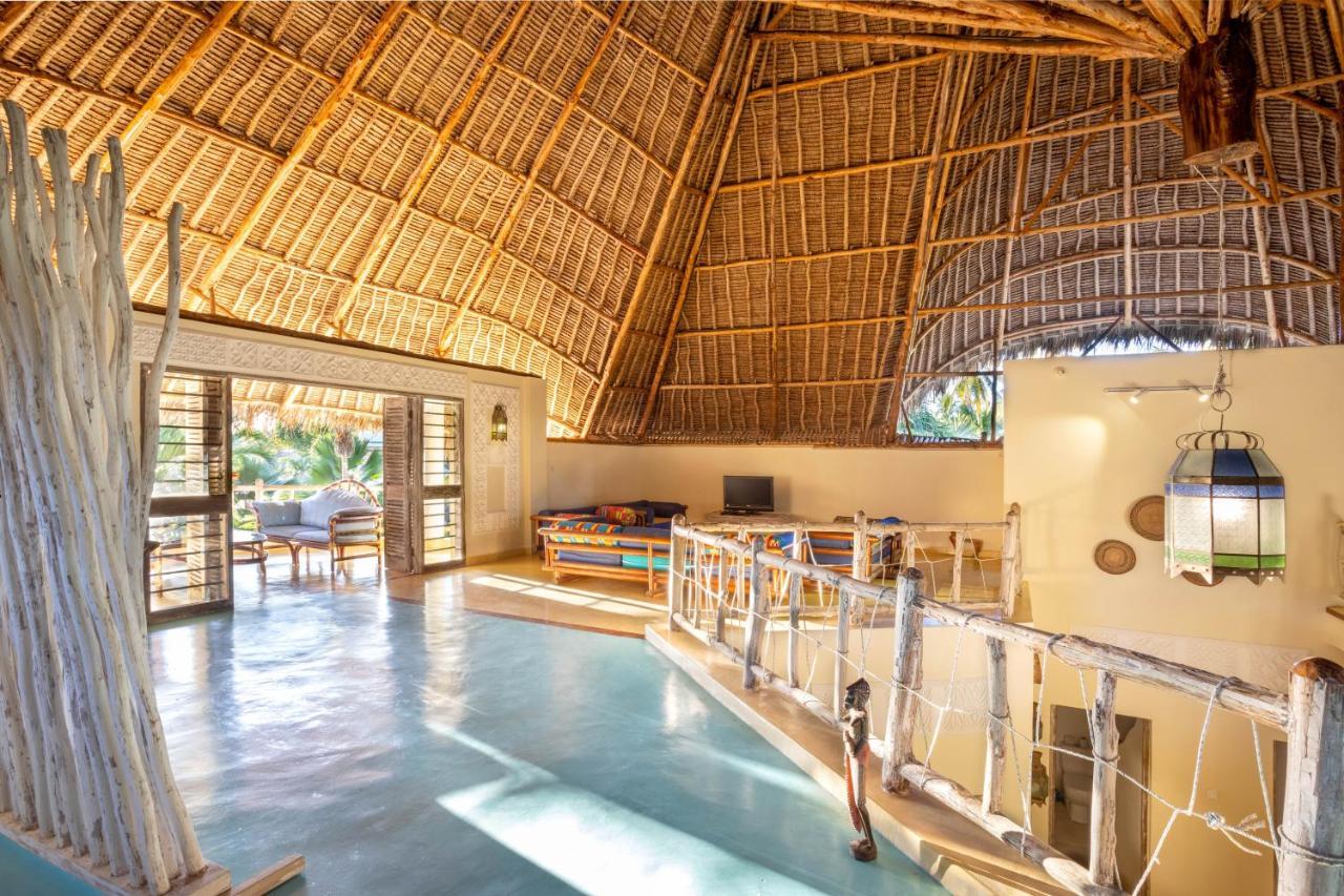 Aestus Villas Resort Diani Beach Exterior photo